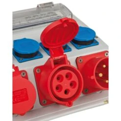 Brennenstuhl Wandverdeler 4/32 IP44 4x LS 230V/16 A, 1xLS 400V/16 A, 1xFI 40 A 4-polig 30mA 13 Brennenstuhl Wandverdeler 4/32 IP44 4x LS 230V/16 A, 1xLS 400V/16 A, 1xFI 40 A 4-polig 30mA -Miakita Winkel 4007123650361 1154890020 a008 detail