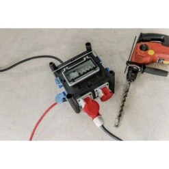 Brennenstuhl Compacte Rubberen Stroomverdeler BSV 3 FI/16 2 IP44 2m H07RN-F 5G2,5 - 2xCEE16A, 5x230V -Miakita Winkel 4007123654475 1153690200 a011 others